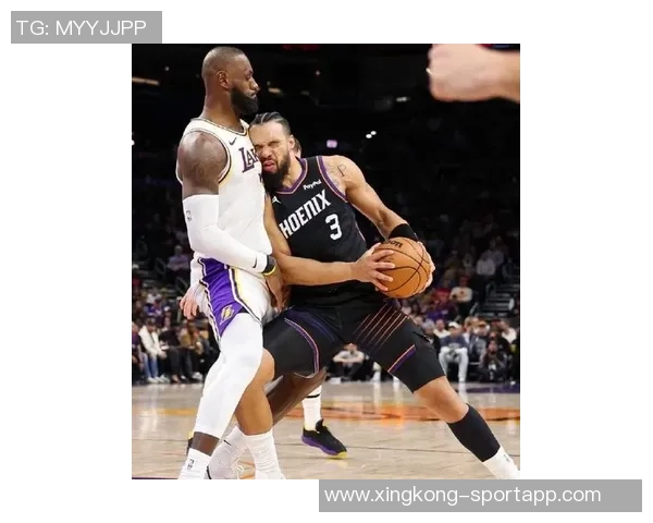 狄龙谈球队表现詹姆斯得分10分里夫斯实际得分16分防守实力跻身联盟前五