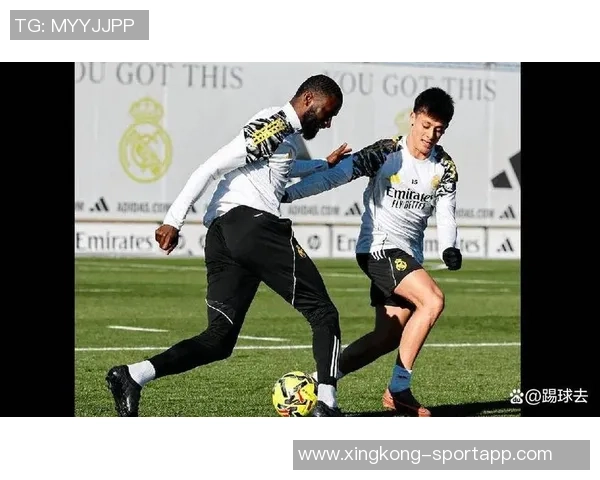 皇马全力备战莱万特吕迪格罗德里戈室内训练米利唐阿诺德积极恢复状态