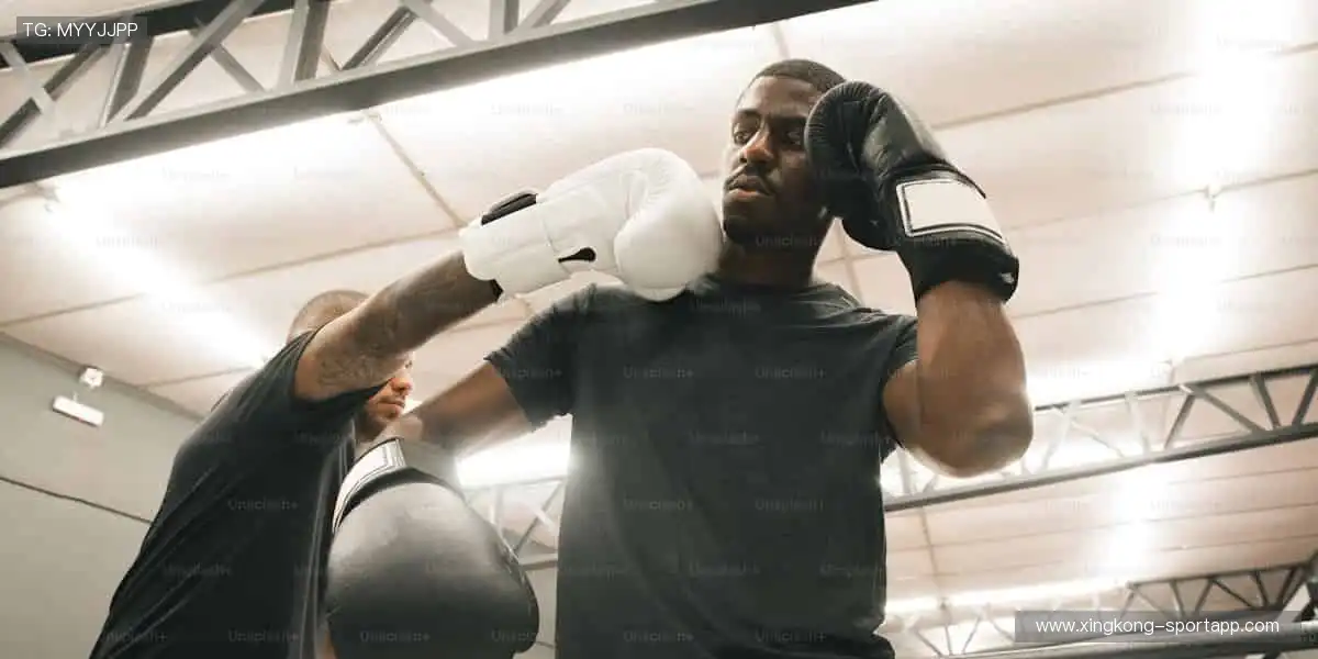 🏆冠军同款，周边好物助你闪耀赛场！